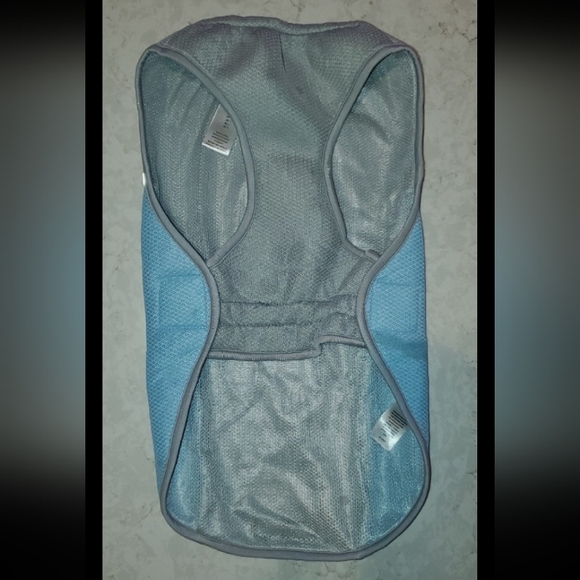 Nautica Pet Cooling Dog Jacket - Picture 3 of 6